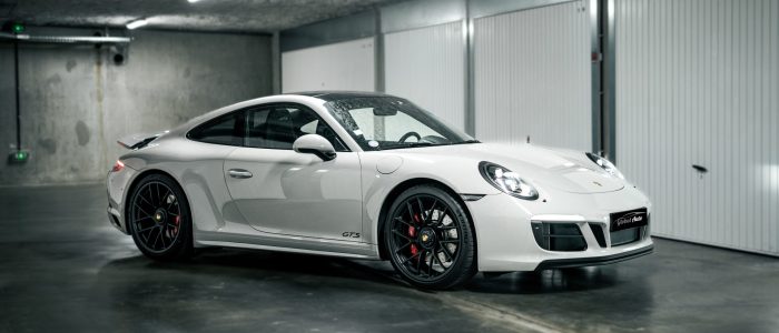 PORSCHE 911 CARRERA GTS-18