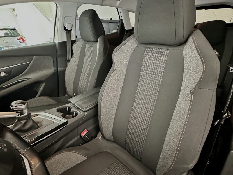 3008