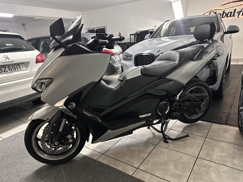 Yamaha T-MAX 530 DX