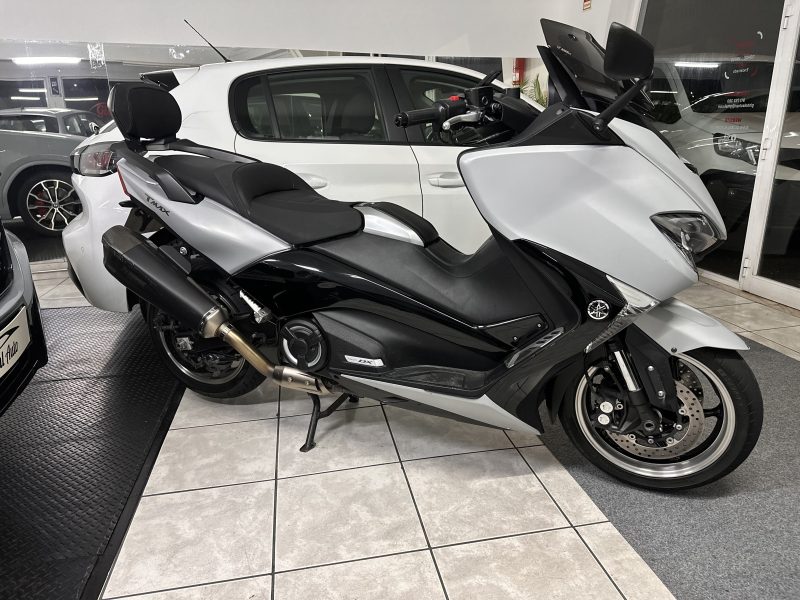 Yamaha T-MAX 530 DX