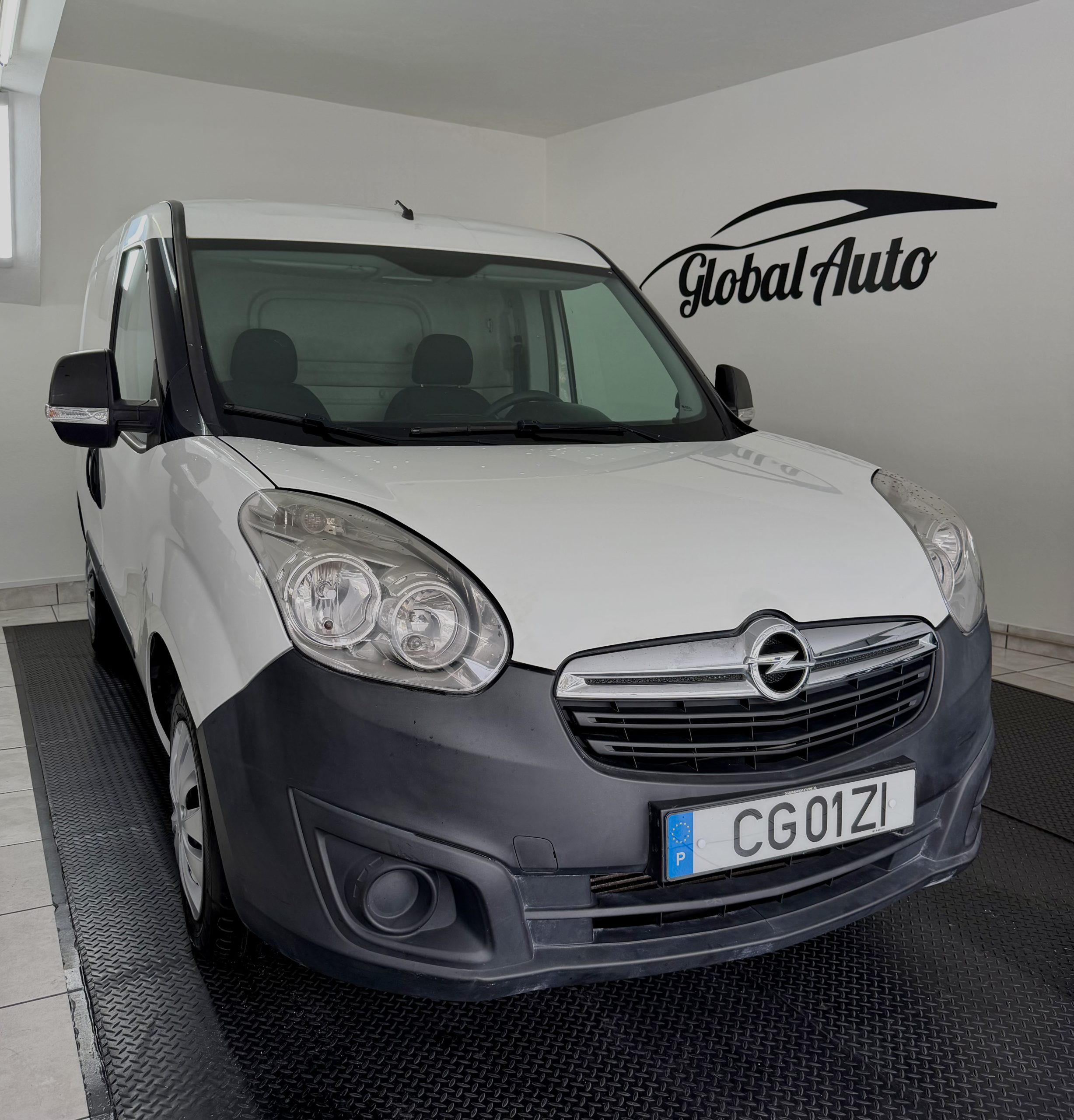 Combo Van