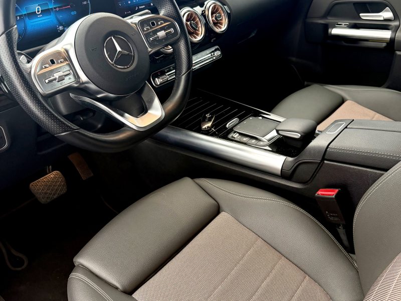 EQA 300 4MATIC