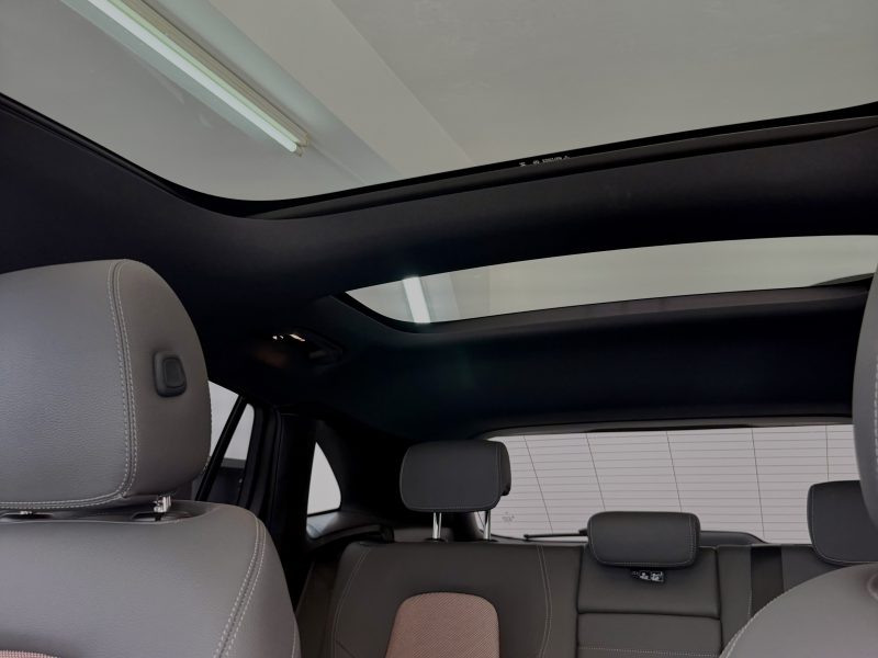 EQA 300 4MATIC