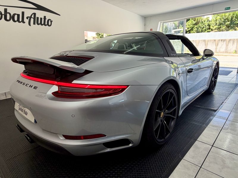 911 targa 4s